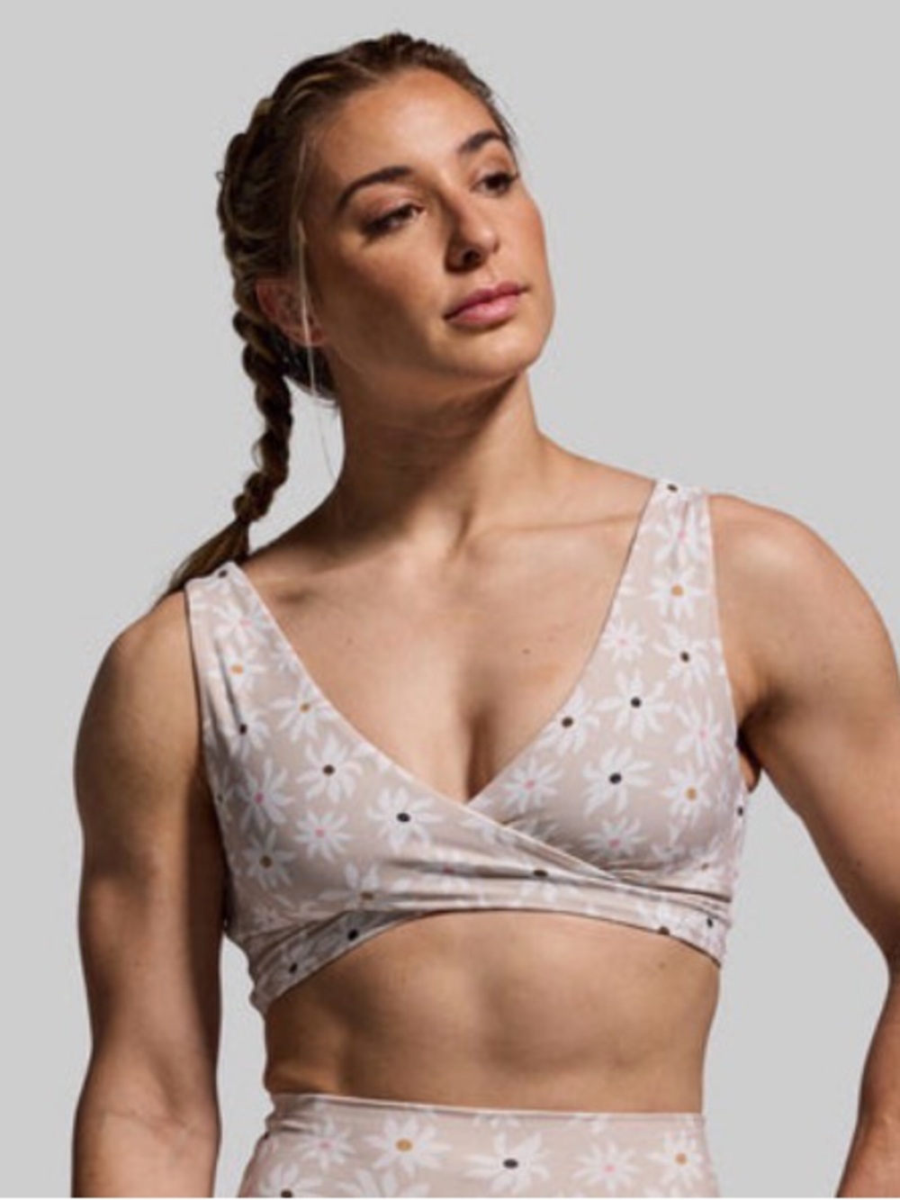 Born Primitive Medium Embrace Sports Bra - Daisy